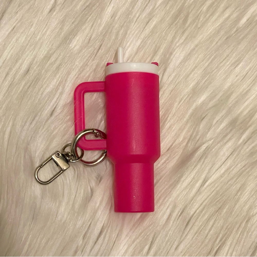 Mini stanley hot pink key chain.